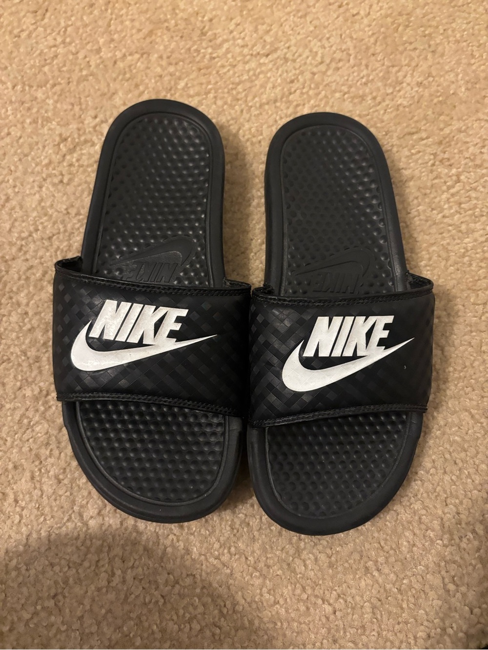 nike slides